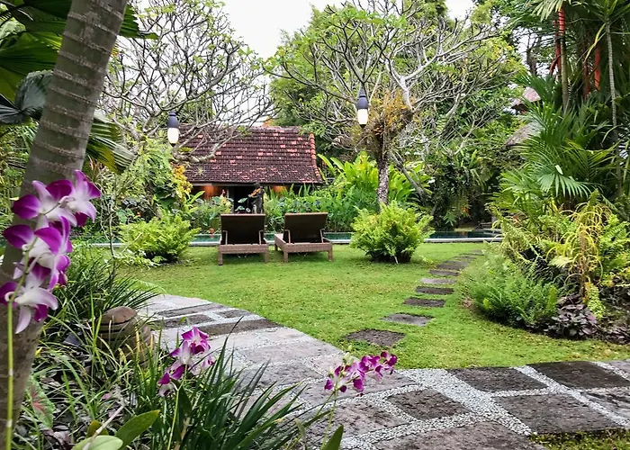 Bali Aja Villa *